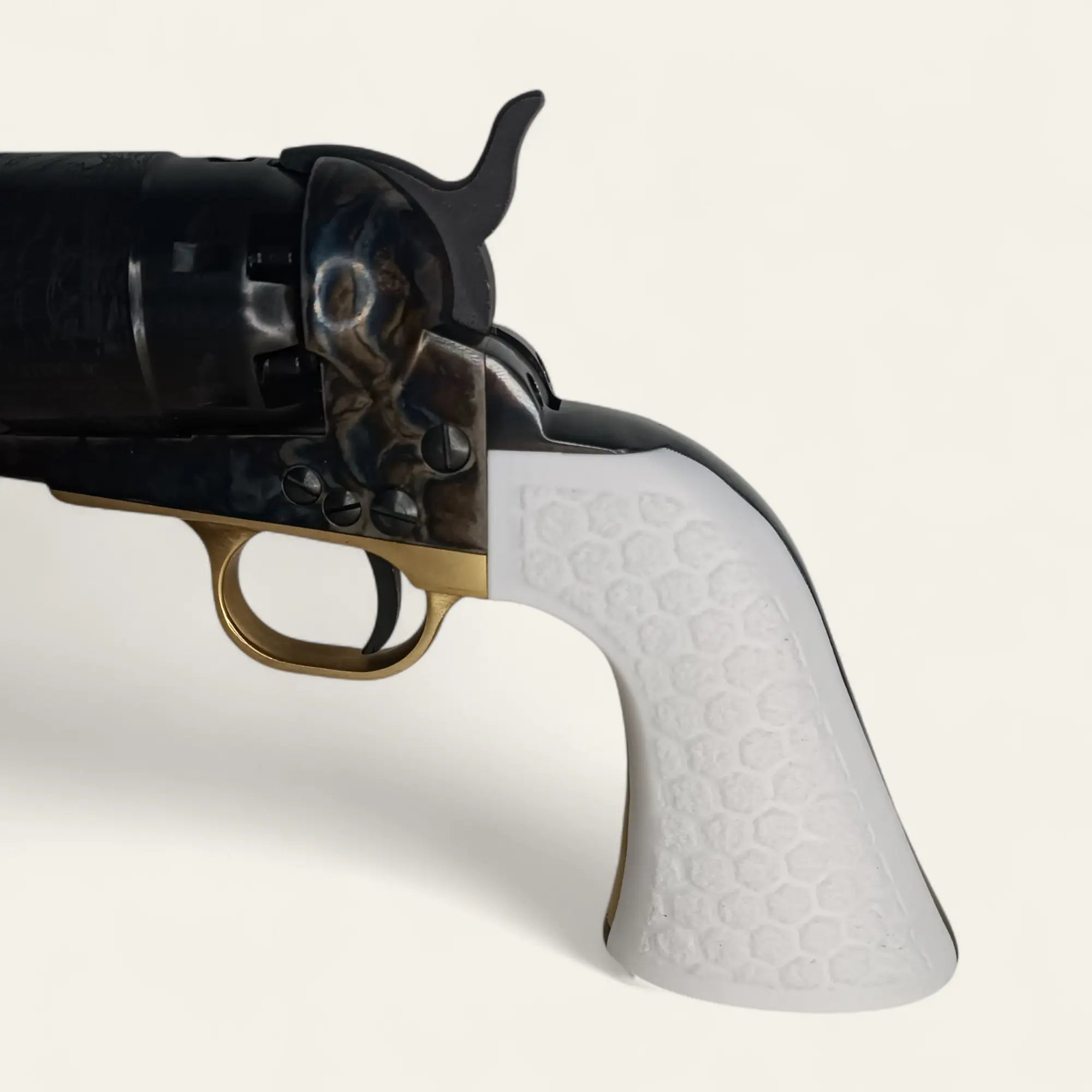 Plaquette Colt 1860 Pietta – texture hexagonale – Couleurs au choix (Noir, Blanc, Ivoire, Os) - Impression de liberté