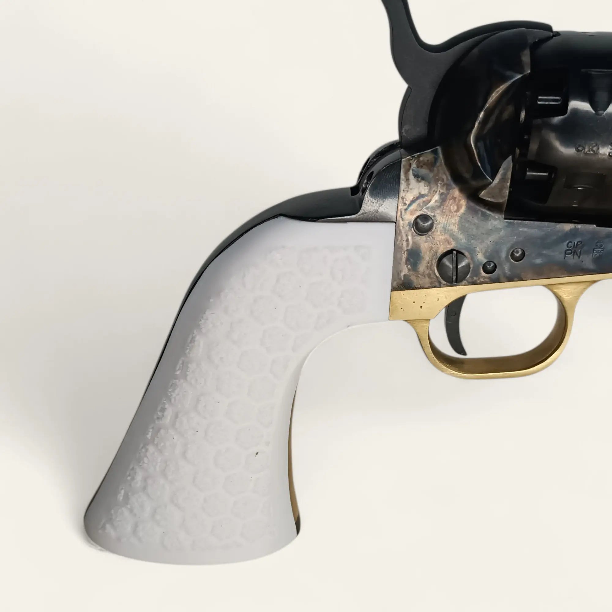 Plaquette Colt 1860 Pietta – texture hexagonale – Couleurs au choix (Noir, Blanc, Ivoire, Os) - Impression de liberté