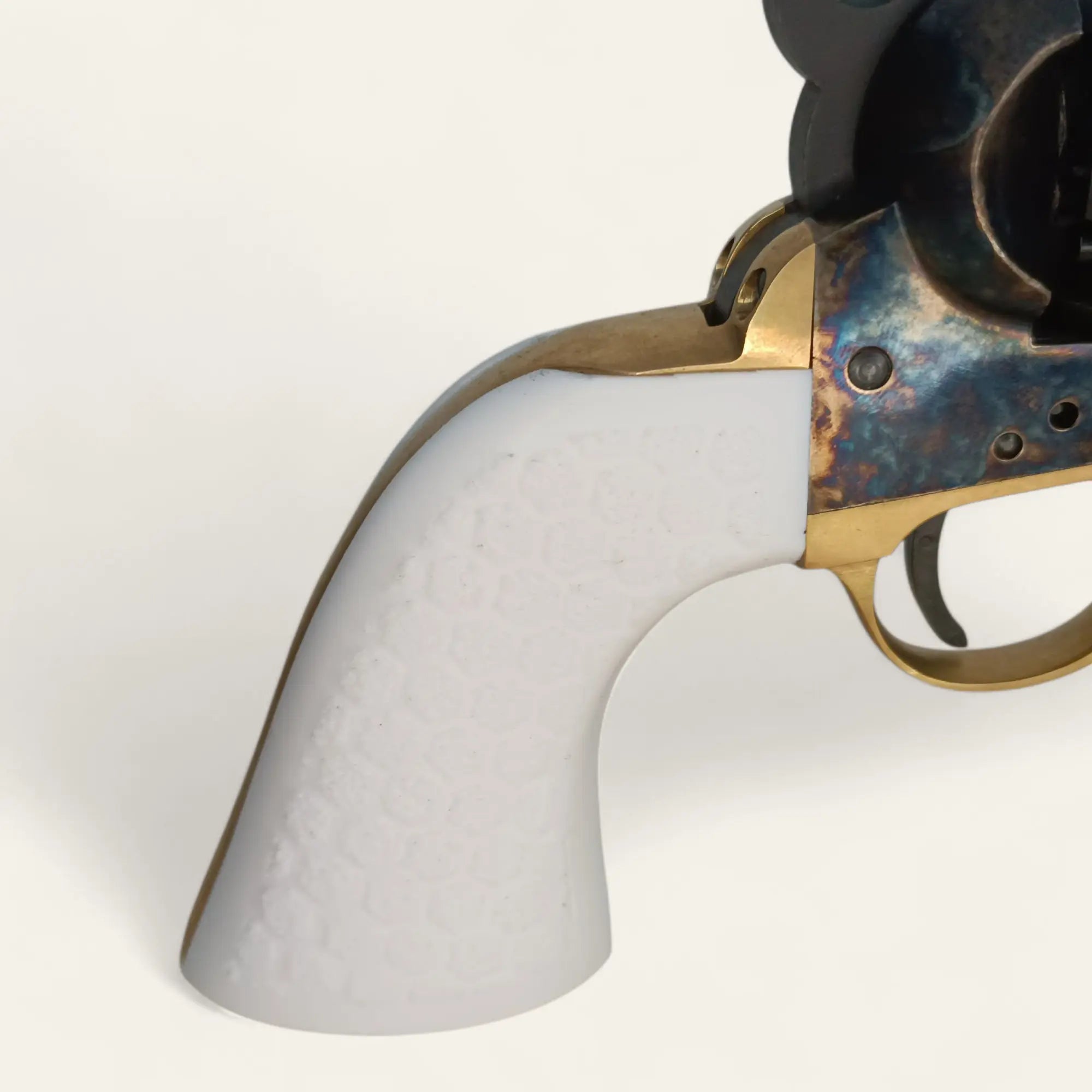 Plaquette Colt 1851 Pietta – texture hexagonale – Couleurs au choix (Noir, Blanc, Ivoire, Os) - Impression de liberté