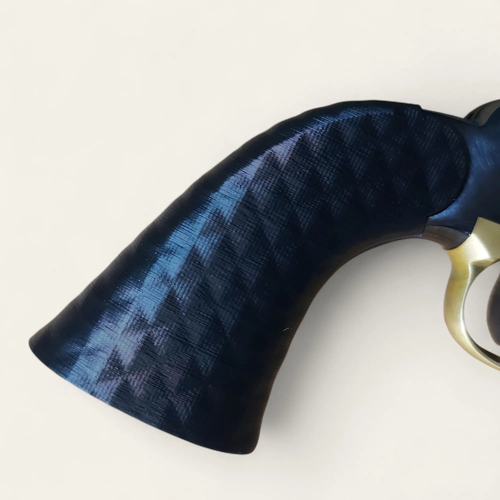 Plaquettes Remington 1858 Pietta – texture moletée – Couleurs au choix (Noir, Blanc, Ivoire, Os) Impression de liberté